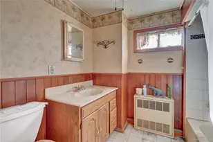 258 Belmont Ave, East Meadow, NY 11554 - Photo 17