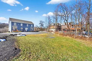 104B North Rd, Highland, NY 12528 - Photo 33