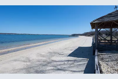 100 W Shore Drive, Southold, NY 11971 - Photo 5