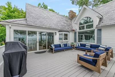 100 W Shore Drive, Southold, NY 11971 - Photo 33