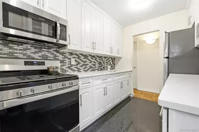 67-50 Thornton Place #1F, Forest Hills, NY 11375 - Photo 19