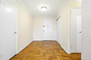 67-50 Thornton Pl, Forest Hills, NY 11375 - Photo 7