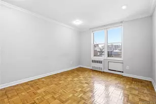 67-50 Thornton Pl, Forest Hills, NY 11375 - Photo 21