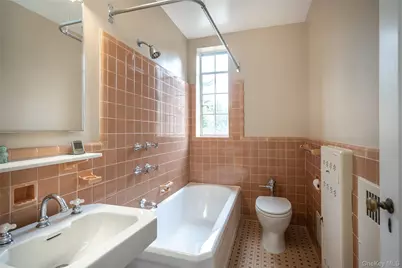 100 Ardsley Avenue W #5G, Irvington, NY 10533 - Photo 17