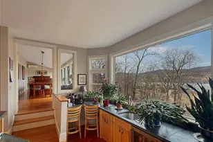 8 Manitou Ridge, Garrison, NY 10524 - Photo 7