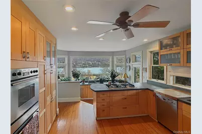 8 Manitou Ridge, Garrison, NY 10524 - Photo 5