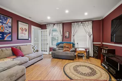 155 Smith Avenue, Islip, NY 11751 - Photo 9