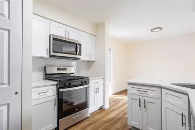 491 Ilyssa Way, New York, NY 10312 - Photo 5