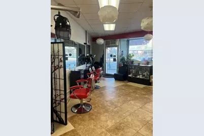 22268 Braddock Avenue, Queens Village, NY 11428 - Photo 7