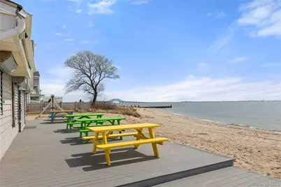 849 E Bay Drive, West Islip, NY 11795 - Photo 29