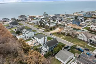 849 E Bay Dr, West Islip, NY 11795 - Photo 23