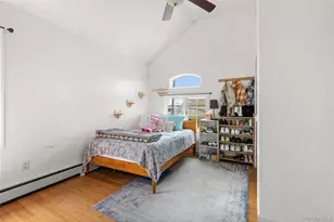 849 E Bay Dr, West Islip, NY 11795 - Photo 13