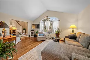 243 S Dunton Ave, Patchogue, NY 11772 - Photo 13