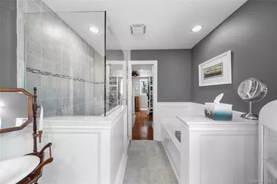 243 S Dunton Avenue, Patchogue, NY 11772 - Photo 37