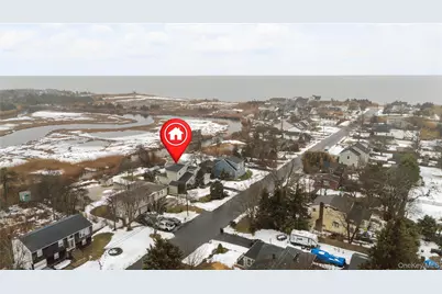 243 S Dunton Avenue, Patchogue, NY 11772 - Photo 9