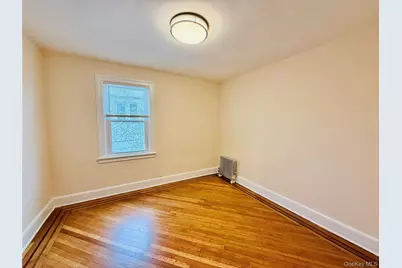 1813 Willow Lane, Bronx, NY 10461 - Photo 17