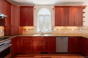 3 Moore Dr, Yorktown Heights, NY 10598 - Photo 11