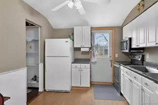 41 N Kings Ave, Lindenhurst, NY 11757 - Photo 5