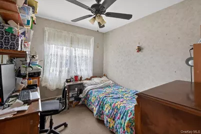 41 N Kings Avenue, Lindenhurst, NY 11757 - Photo 13