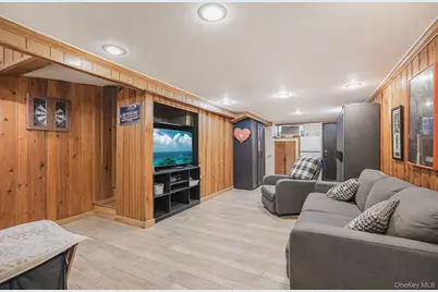 8886 16th Avenue, Brooklyn, NY 11214 - Photo 13