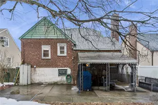 9 Clinton St, Elmont, NY 11003 - Photo 21