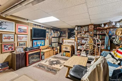 9 Clinton Street, Elmont, NY 11003 - Photo 19