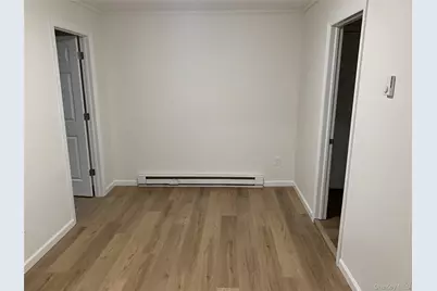 99 Tower Street, Huntington Station, NY 11746 - Photo 5