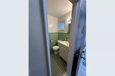 36 S Middletown Road #3, Pearl River, NY 10965 - Photo 3