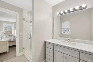 281 Clinton Ave, Patchogue, NY 11772 - Photo 9