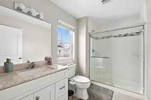 281 Clinton Ave, Patchogue, NY 11772 - Photo 15