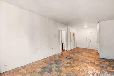 305 E 40th Street #14A, New York, NY 10016 - Photo 9