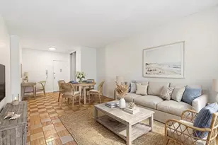 305 E 40th St, New York, NY 10016 - Photo 7