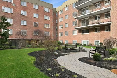 200 Atlantic Avenue #Apartment 107, Lynbrook, NY 11563 - Photo 29