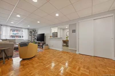 200 Atlantic Avenue #Apartment 107, Lynbrook, NY 11563 - Photo 9