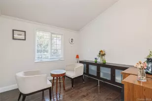 68 Lauren Ave, Dix Hills, NY 11746 - Photo 17