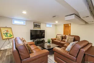 68 Lauren Ave, Dix Hills, NY 11746 - Photo 23