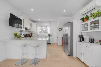 39-12 215th Place, Bayside, NY 11361 - Photo 5