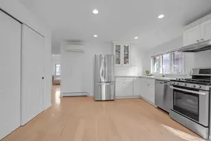 39-12 215th Pl, Bayside, NY 11361 - Photo 13