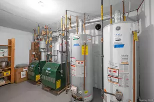 39-12 215th Pl, Bayside, NY 11361 - Photo 19