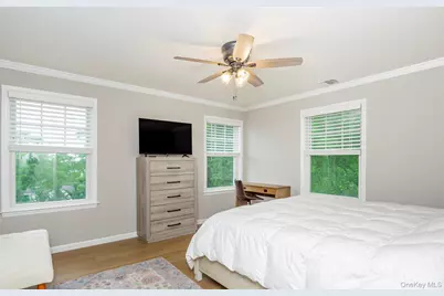 15 S Beach Road, Southampton, NY 11968 - Photo 27