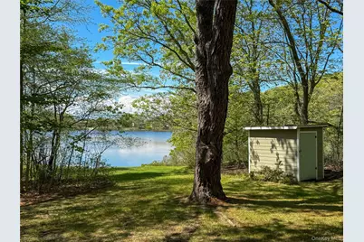 8515 Soundview Avenue, Southold, NY 11971 - Photo 3