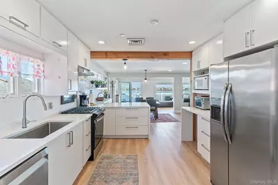 3433 Bay Front Place, Baldwin, NY 11510 - Photo 23