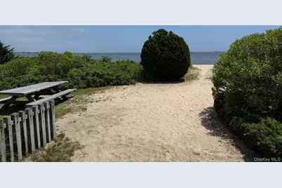 2 Bayside Avenue, East Quogue, NY 11942 - Photo 13