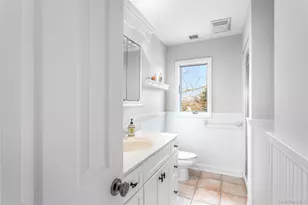 2 Bayside Ave, East Quogue, NY 11942 - Photo 7