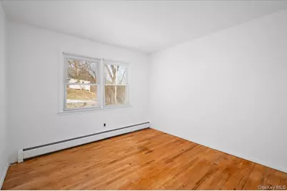 136 Bushey Avenue, Yonkers, NY 10710 - Photo 19