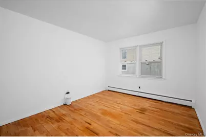 136 Bushey Avenue, Yonkers, NY 10710 - Photo 17