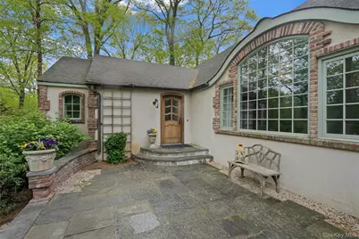 68 Flower Hill Road, Huntington, NY 11743 - Photo 19