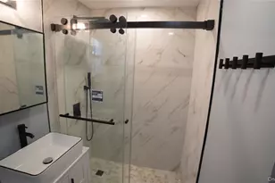 305 N Terrace Ave, Mount Vernon, NY 10550 - Photo 5