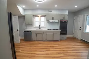 305 N Terrace Ave, Mount Vernon, NY 10550 - Photo 3