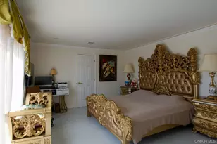 126 Trafalgar Dr, Shirley, NY 11967 - Photo 9